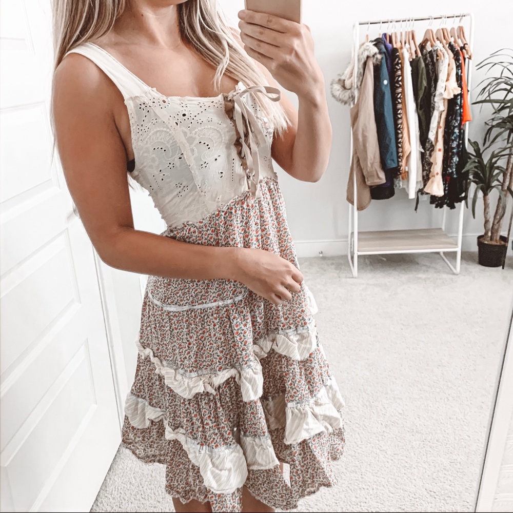 Free People Vintage Printed Tiered Hippie Dress. - Picture 4 of 6